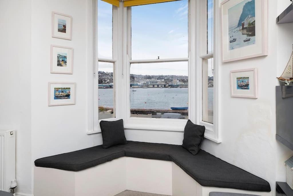 Beach Front Flat Shaldon With Parking 외부 사진