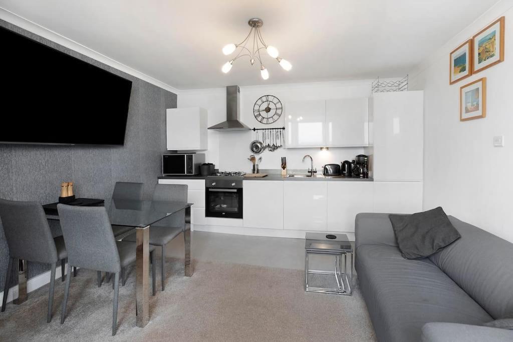 Beach Front Flat Shaldon With Parking 외부 사진