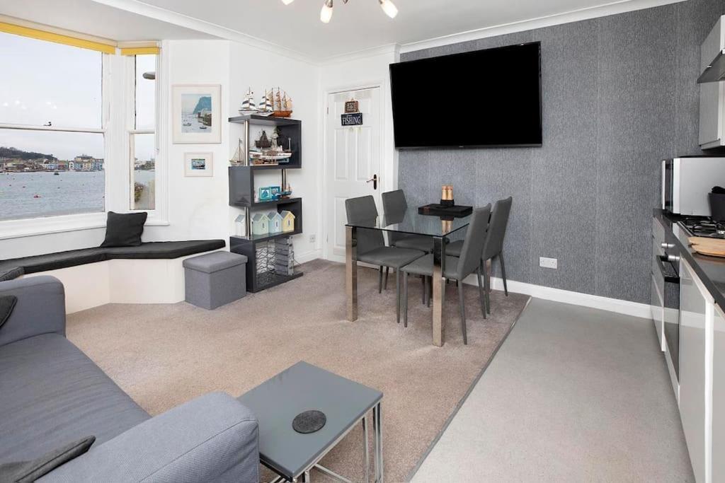 Beach Front Flat Shaldon With Parking 외부 사진
