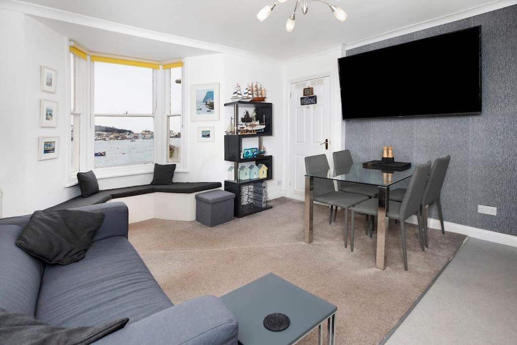 Beach Front Flat Shaldon With Parking 외부 사진