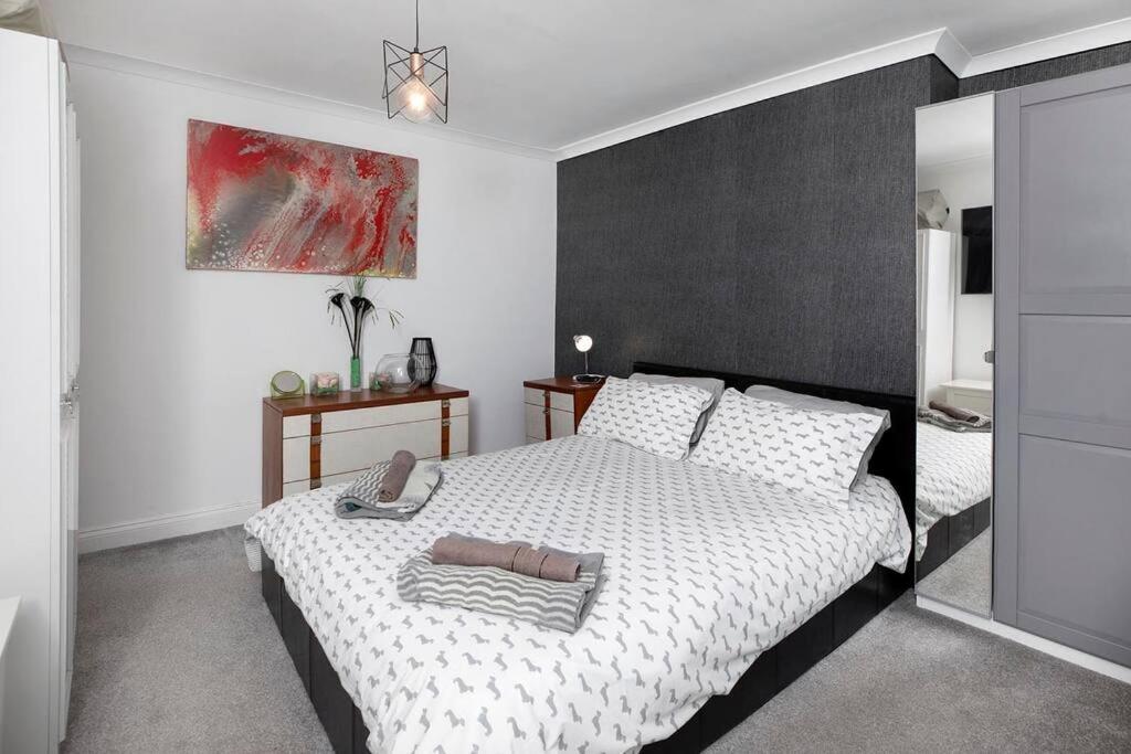 Beach Front Flat Shaldon With Parking 외부 사진